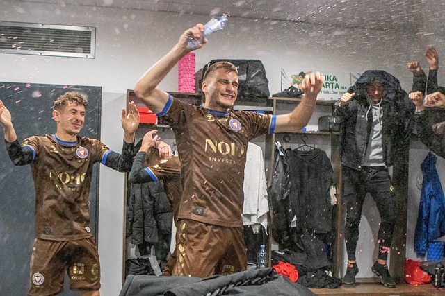 三人篮球亚洲杯：中国男篮19-21惜败澳洲，摘银创历史最好成绩.